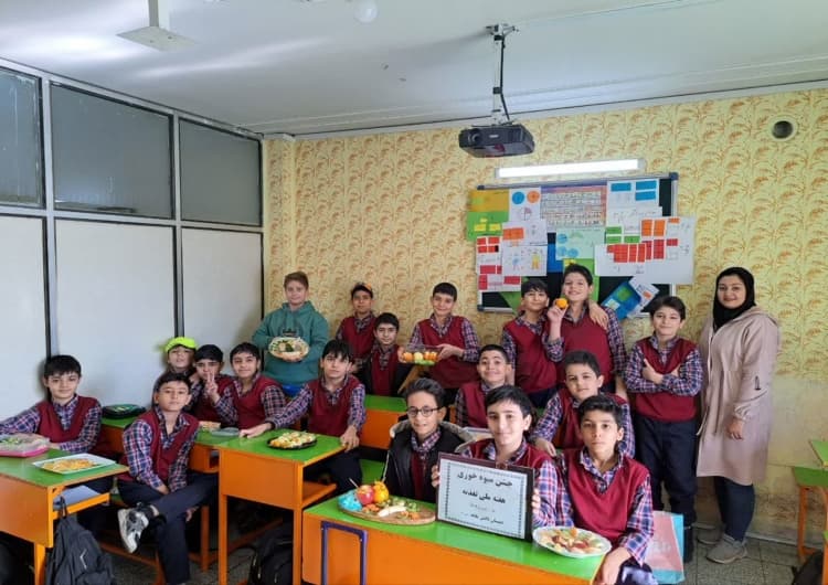 دبستان دانش یگانه