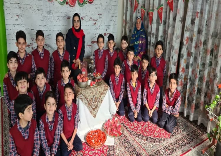 دبستان دانش یگانه 